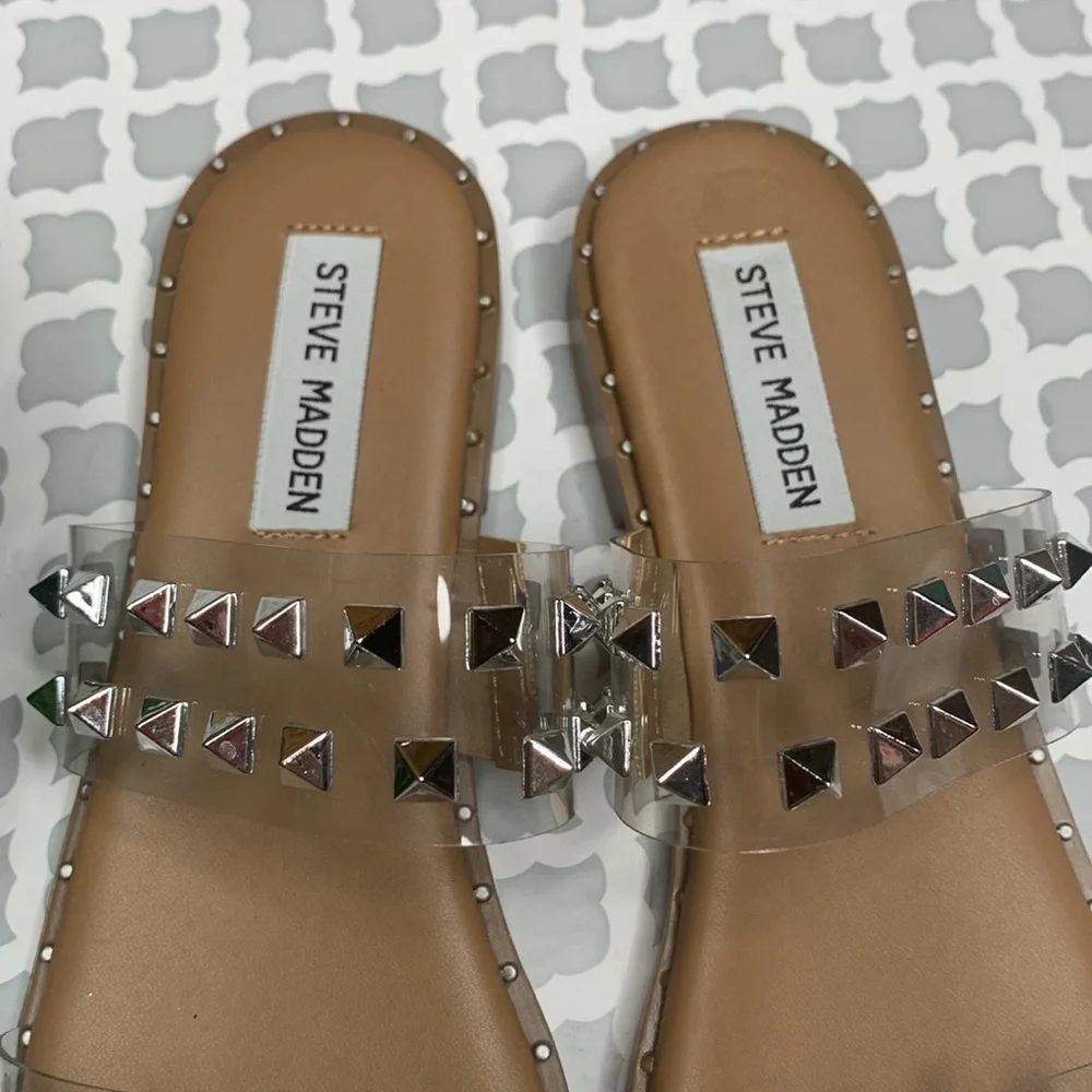 NWOT Steve‎ Madden clear studded sandals size 7